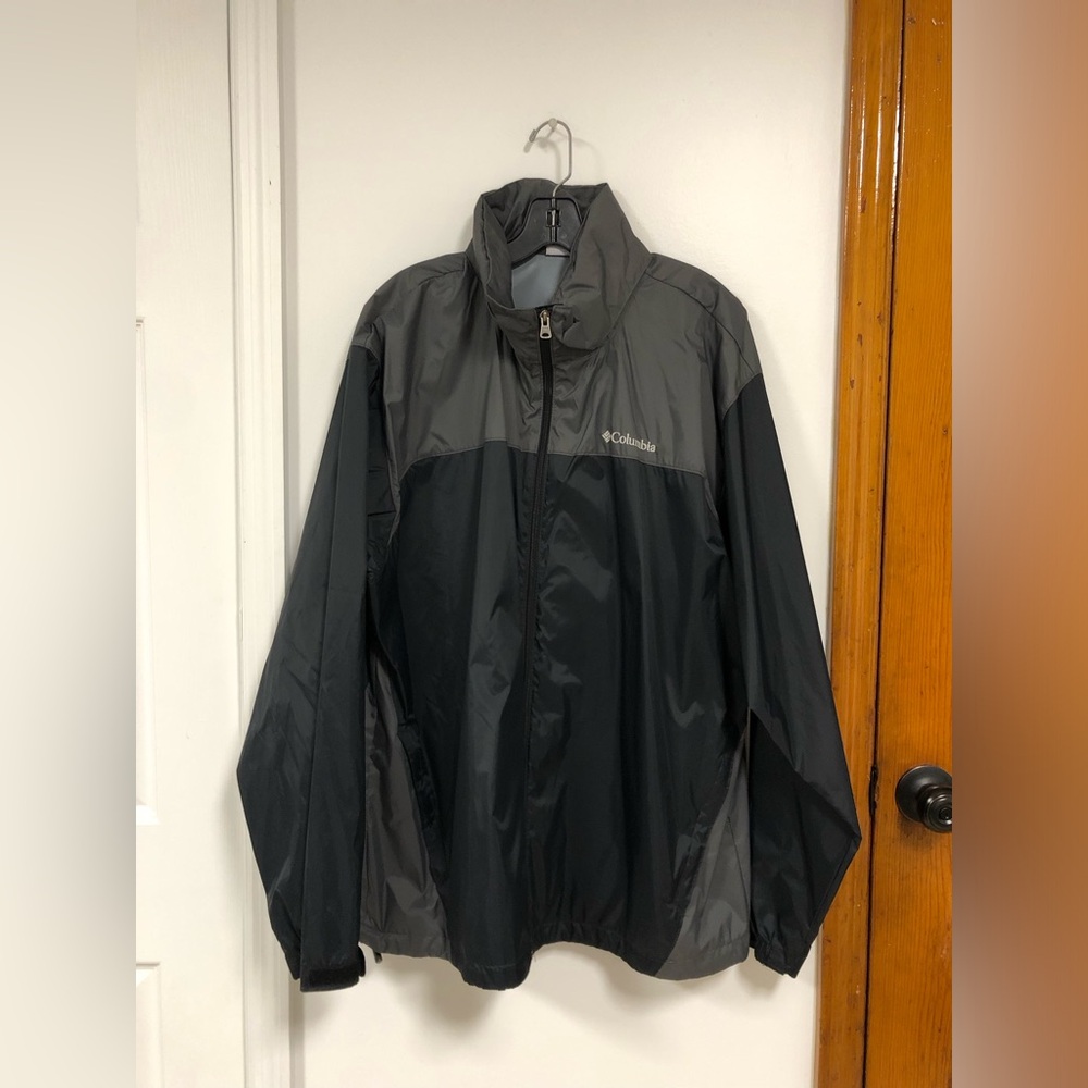 Columbia Mens XL Jacket Color Black/Gray